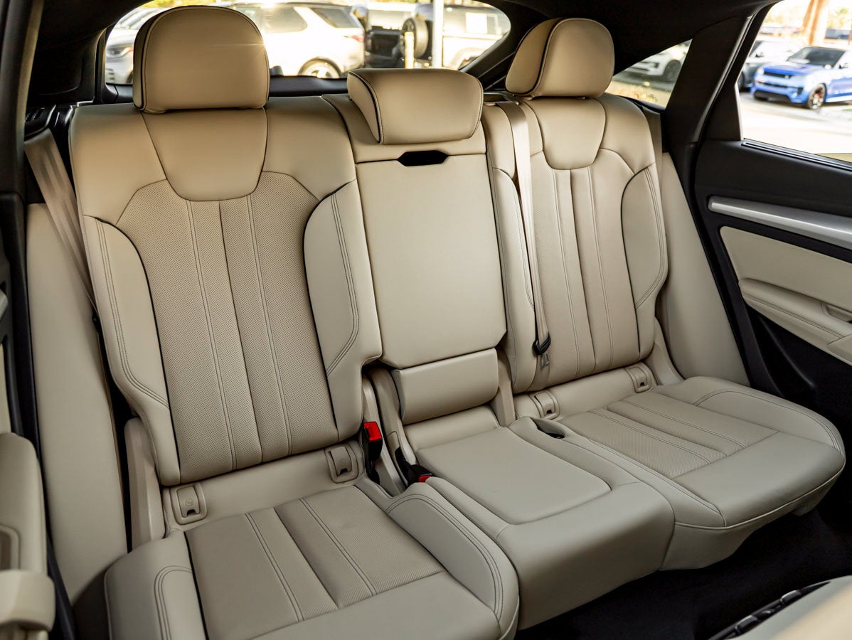 2023 Audi Q5 Sportback 45 S line Premium quattro