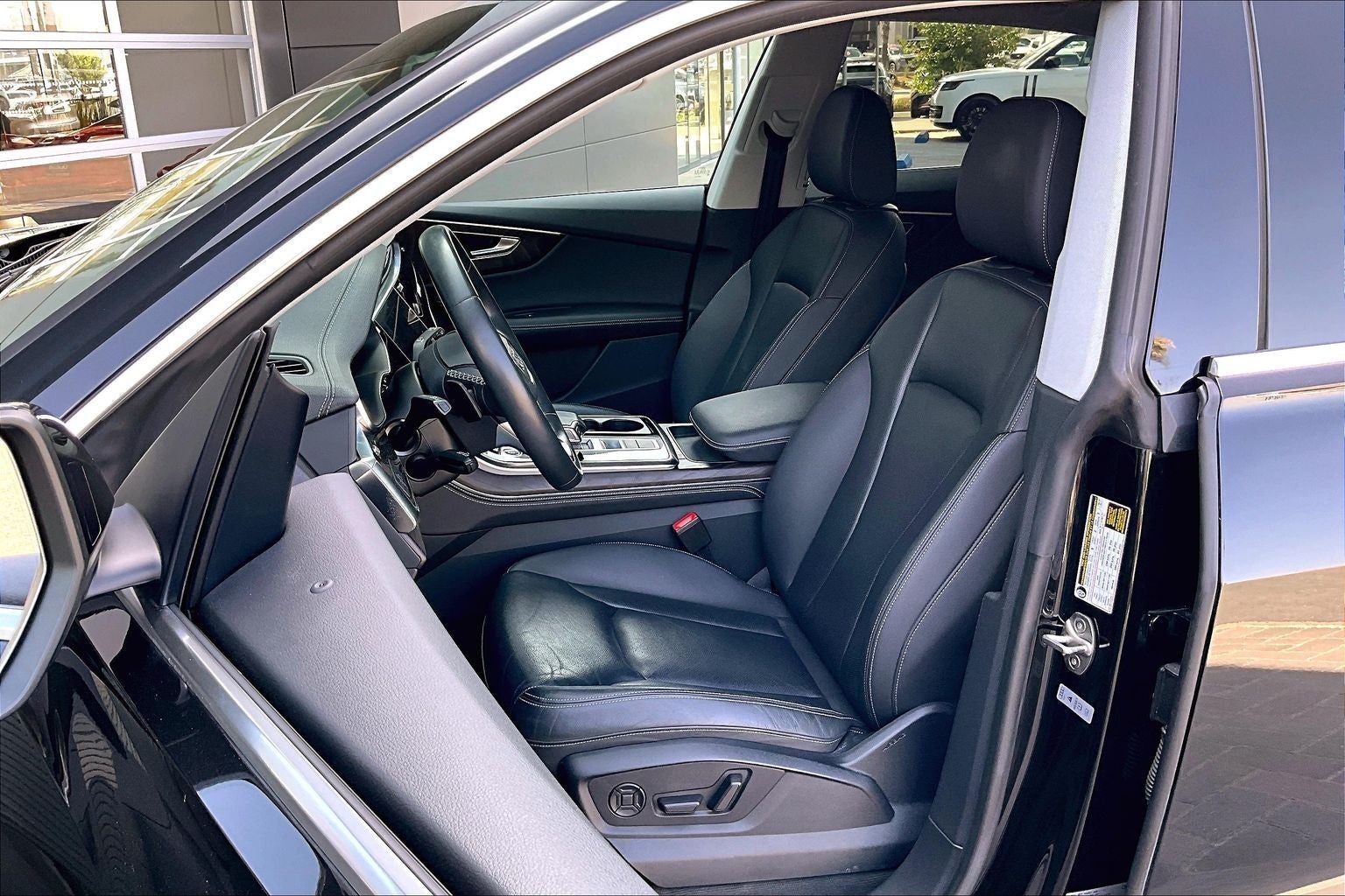 2023 Audi Q8 55 Premium Plus quattro