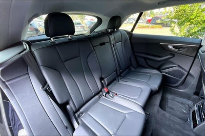 2023 Audi Q8 55 Premium Plus quattro