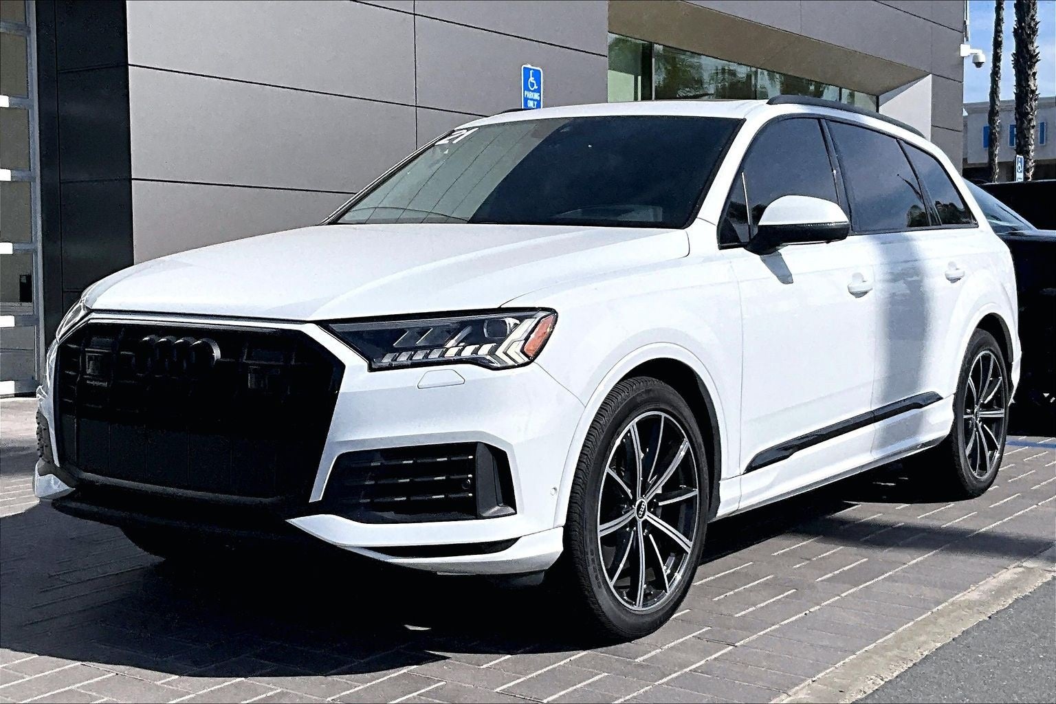 2021 Audi Q7 55 Prestige quattro