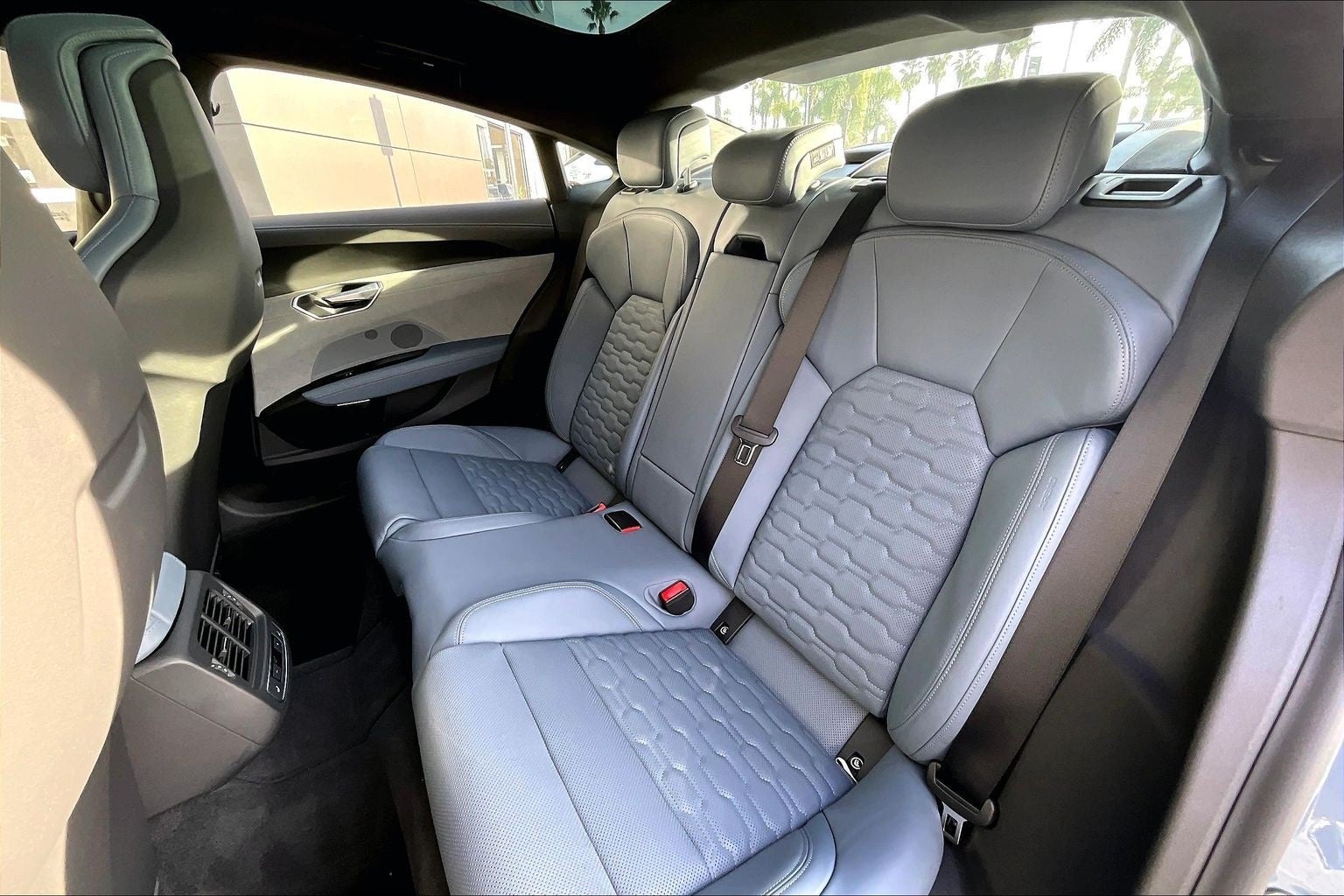 2024 Audi RS e-tron GT Base quattro