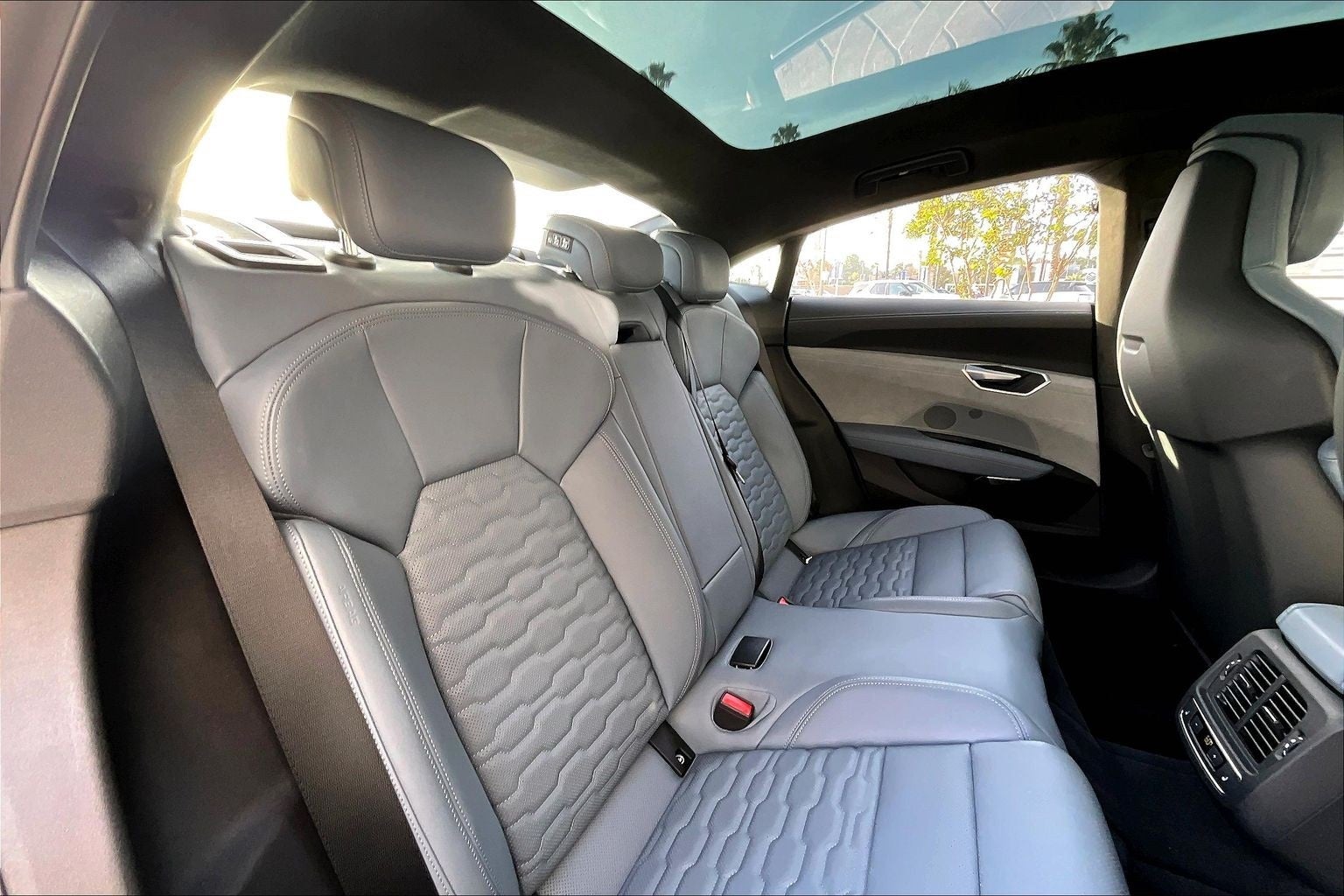 2024 Audi RS e-tron GT Base quattro