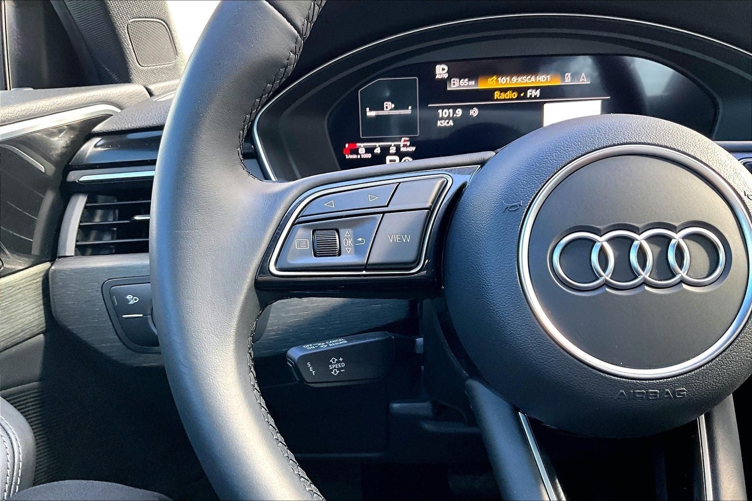 2022 Audi A4 45 S line Premium Plus quattro