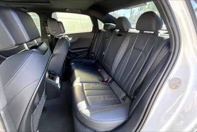 2022 Audi A4 45 S line Premium Plus quattro