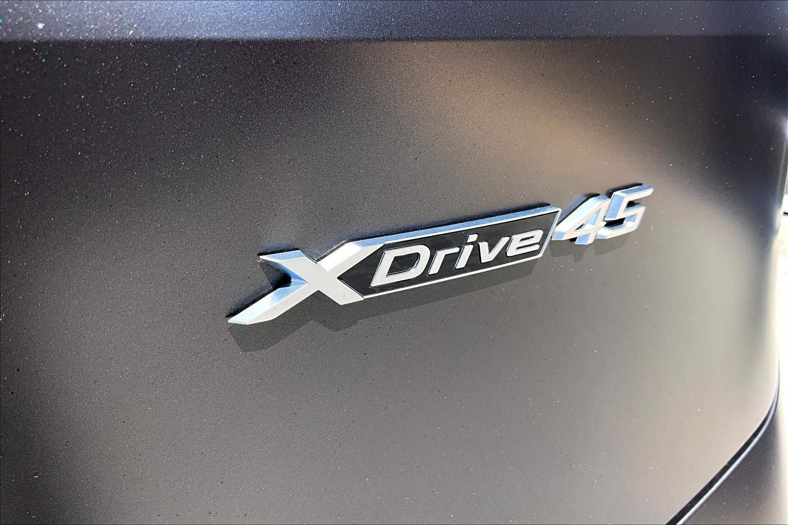 2026 BMW iX xDrive45
