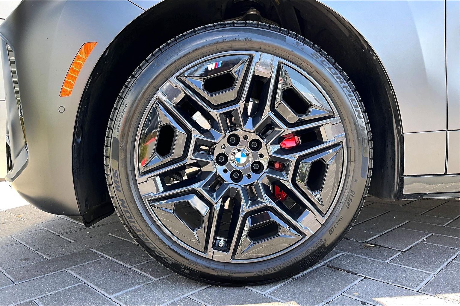 2026 BMW iX xDrive45
