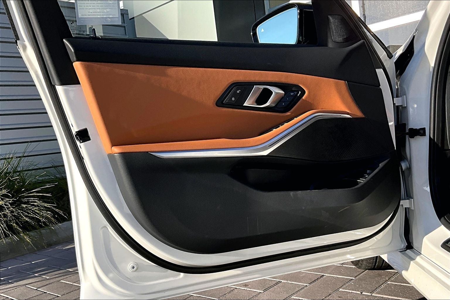 2025 BMW 3 Series 330i xDrive