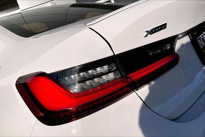 2025 BMW 3 Series 330i xDrive