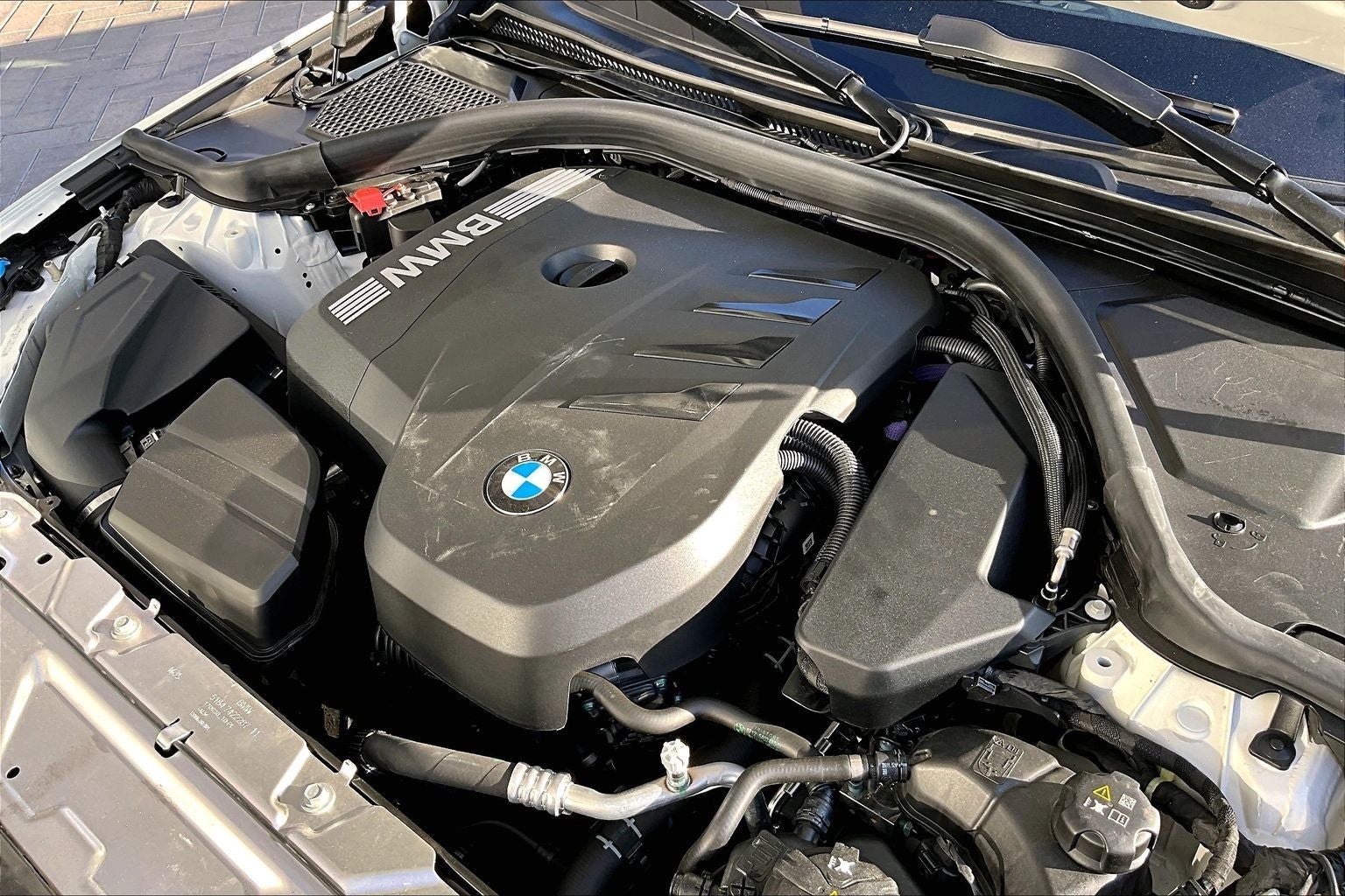 2025 BMW 3 Series 330i xDrive