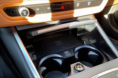 2025 BMW 3 Series 330i xDrive