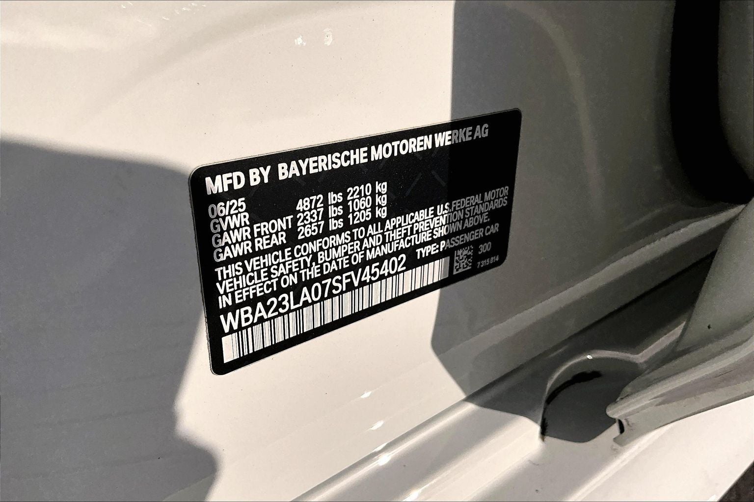 2025 BMW 3 Series 330i xDrive