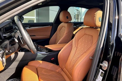 2023 BMW 5 Series 530i