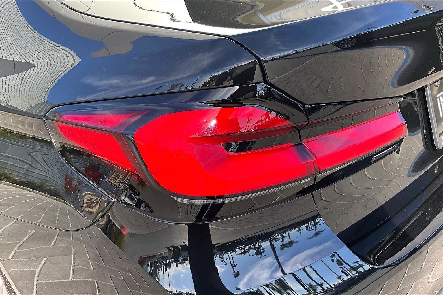 2023 BMW 5 Series 530i