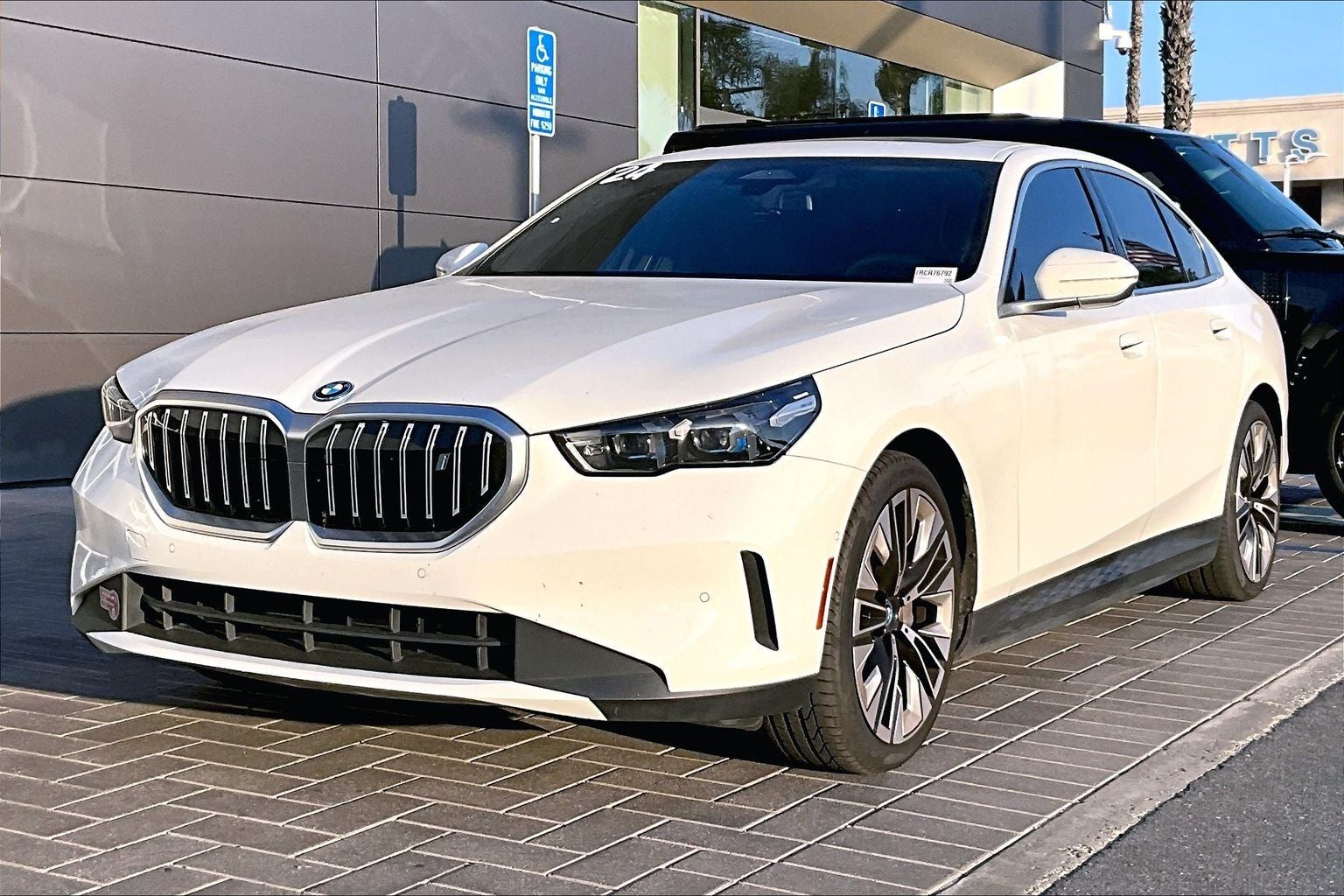 2024 BMW i5 eDrive40