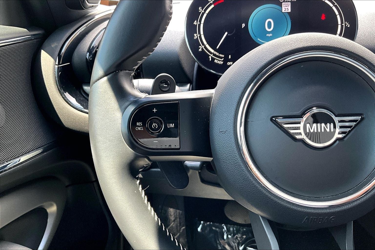 2023 MINI Cooper S Clubman Base