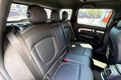 2023 MINI Cooper S Clubman Base