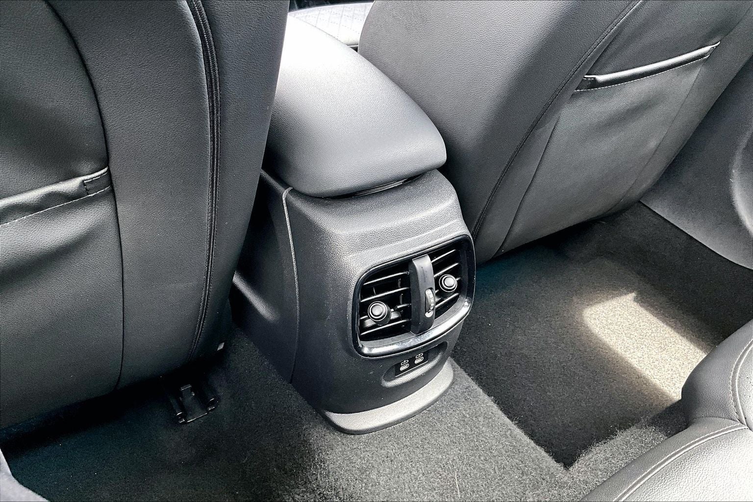 2023 MINI Cooper S Clubman Base