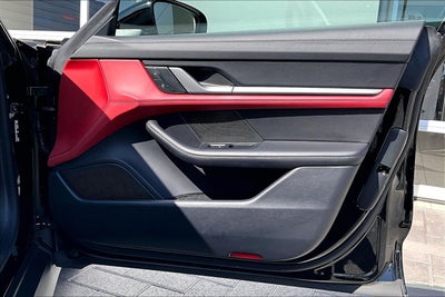 2025 Porsche Taycan Base