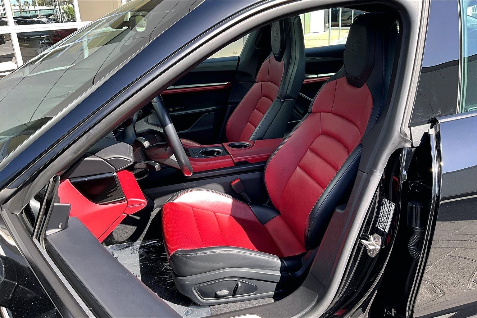 2025 Porsche Taycan Base