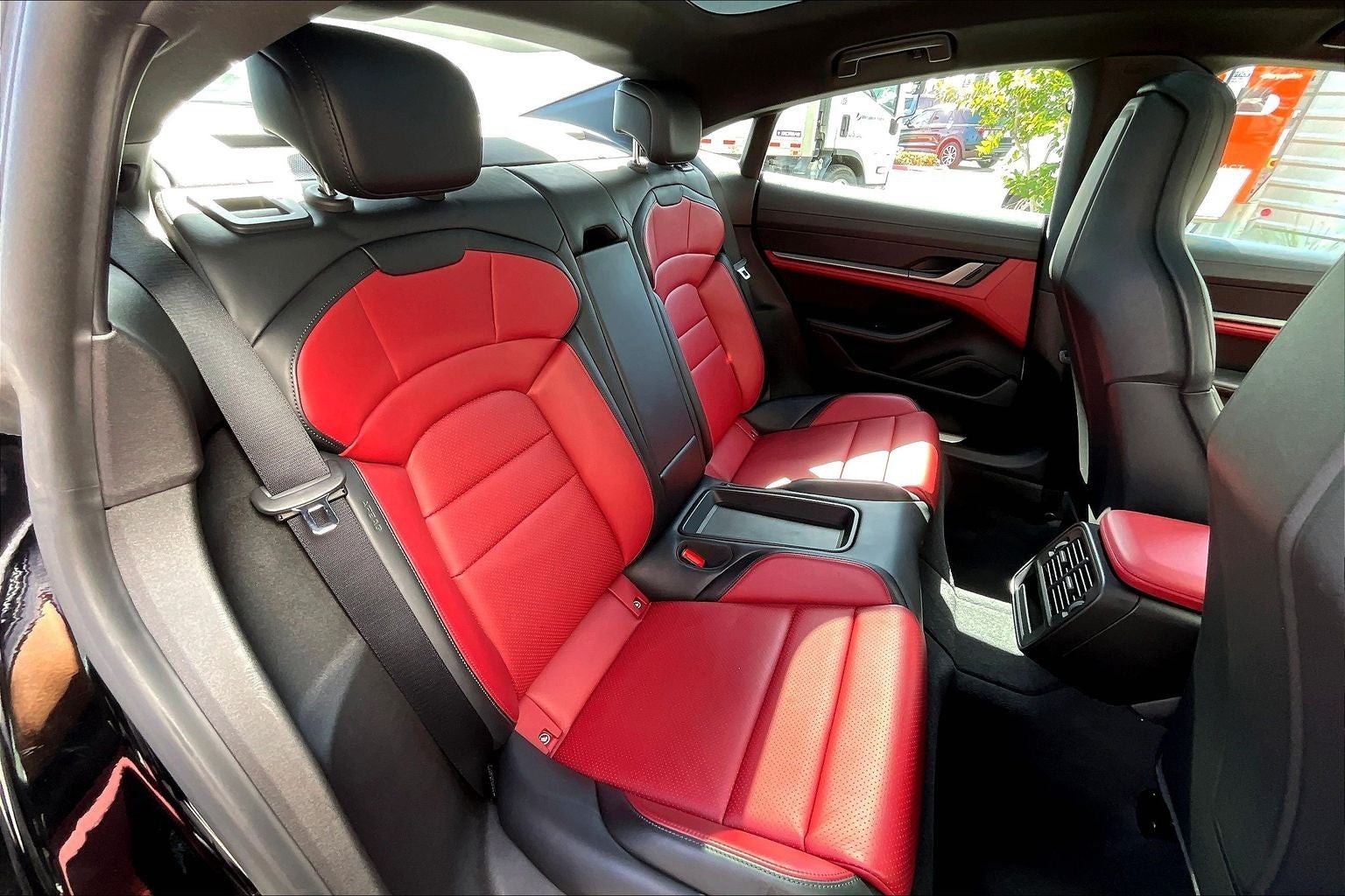 2025 Porsche Taycan Base