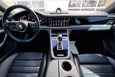 2023 Porsche Panamera Base