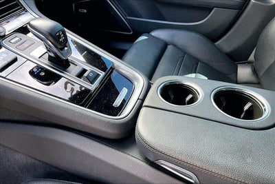 2023 Porsche Panamera Base
