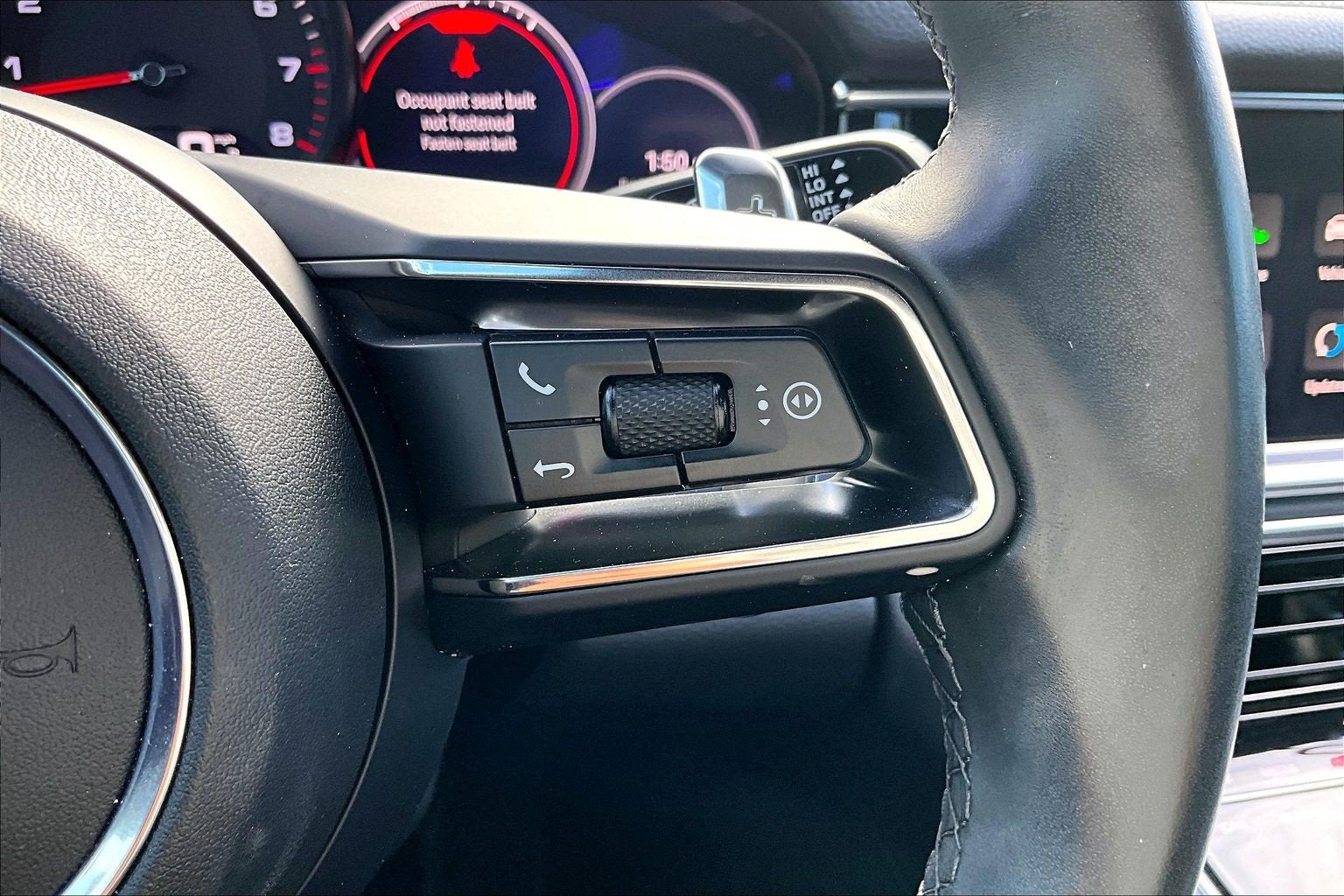 2023 Porsche Panamera Base