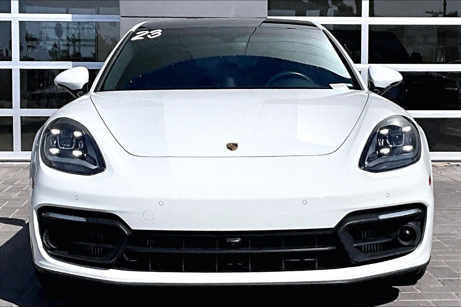 2023 Porsche Panamera Base