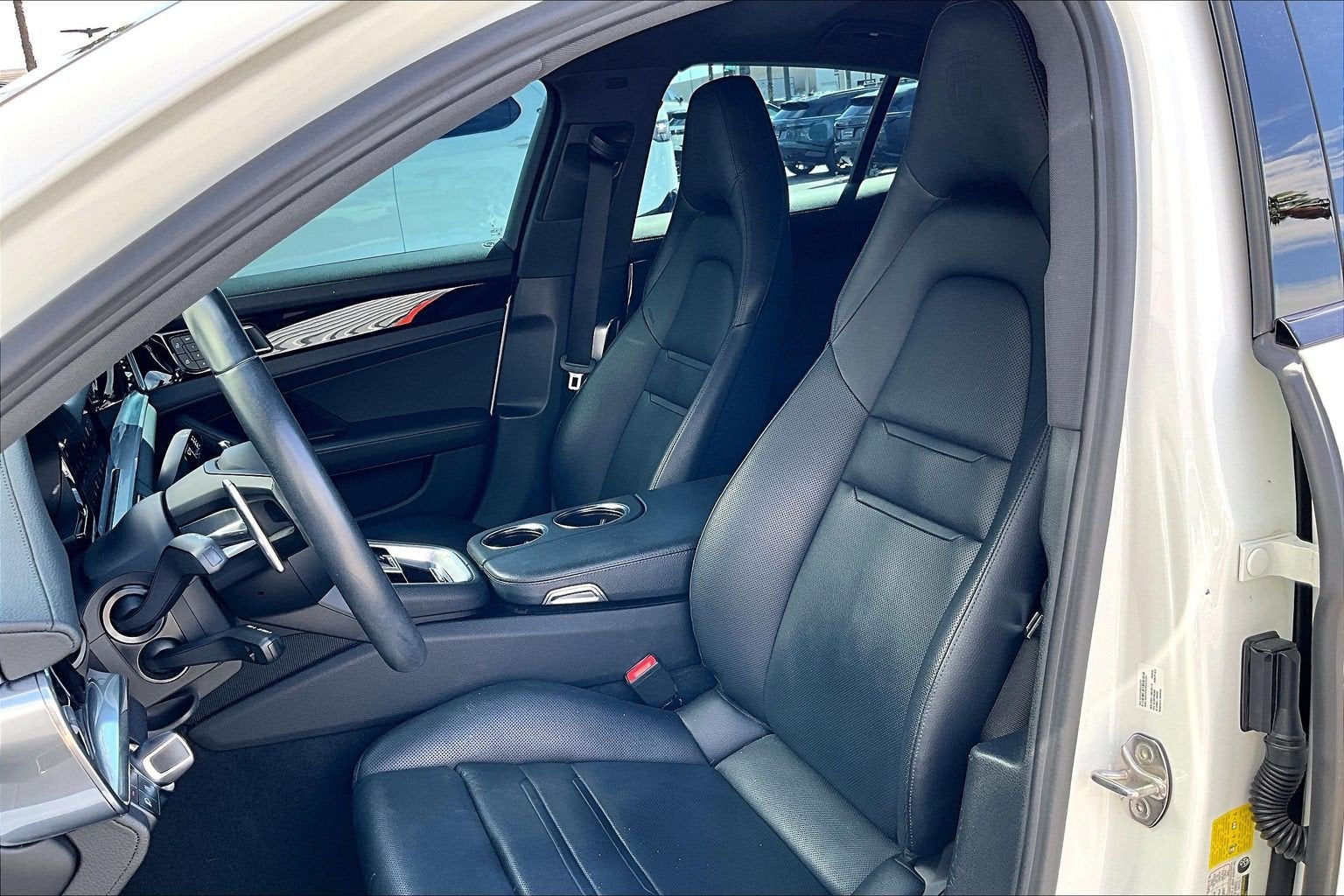 2023 Porsche Panamera Base