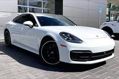 2023 Porsche Panamera Base
