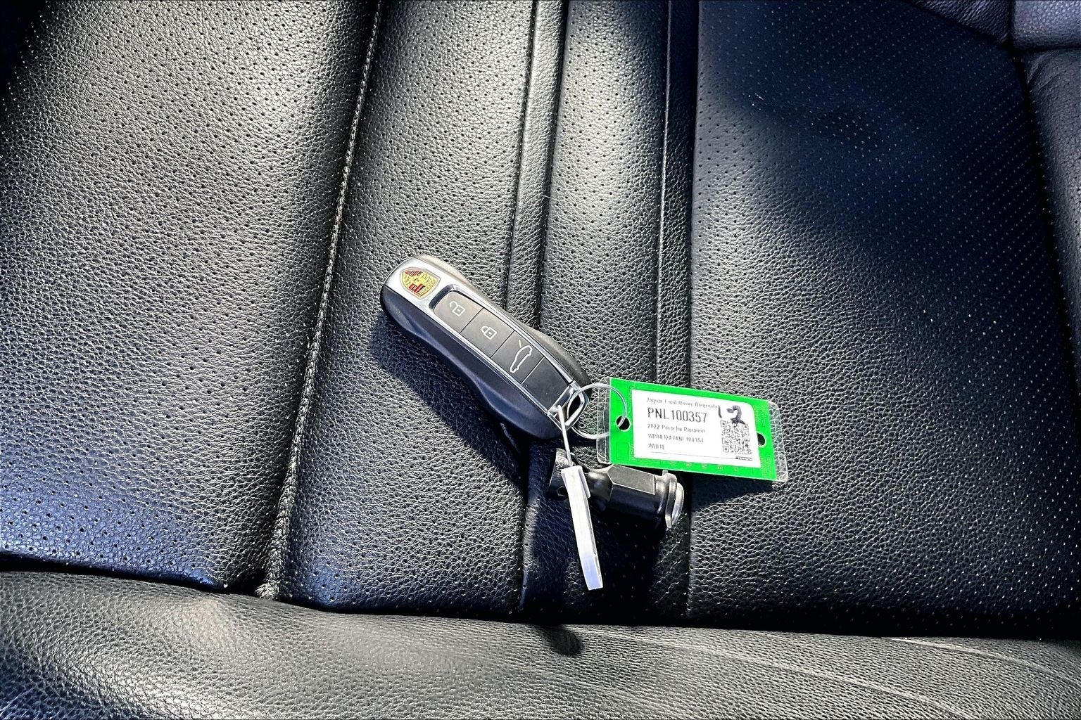 2022 Porsche Panamera Base