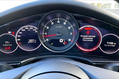 2022 Porsche Panamera Base