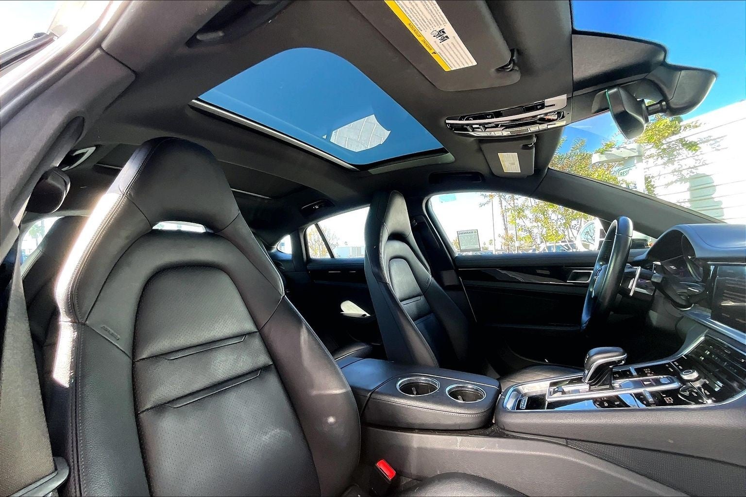 2022 Porsche Panamera Base