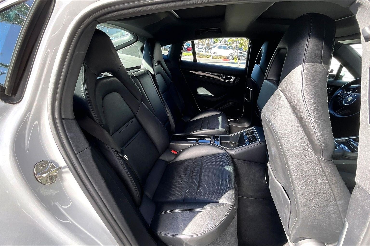 2022 Porsche Panamera Base