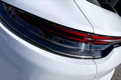 2022 Porsche Panamera Base