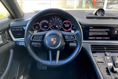 2022 Porsche Panamera Base