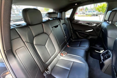 2024 Porsche Macan T