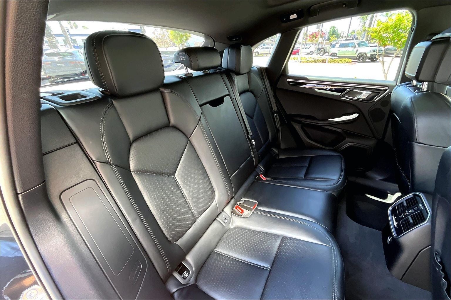 2024 Porsche Macan T