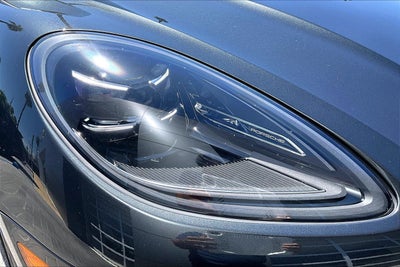 2024 Porsche Macan T