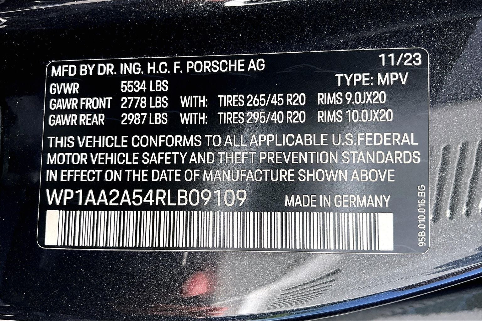 2024 Porsche Macan T