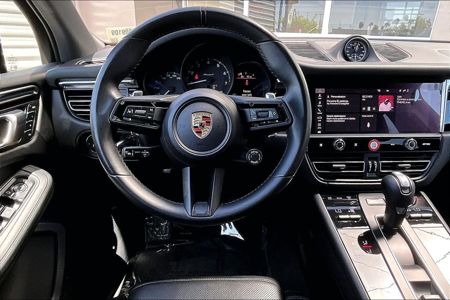 2024 Porsche Macan T