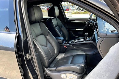 2024 Porsche Macan T