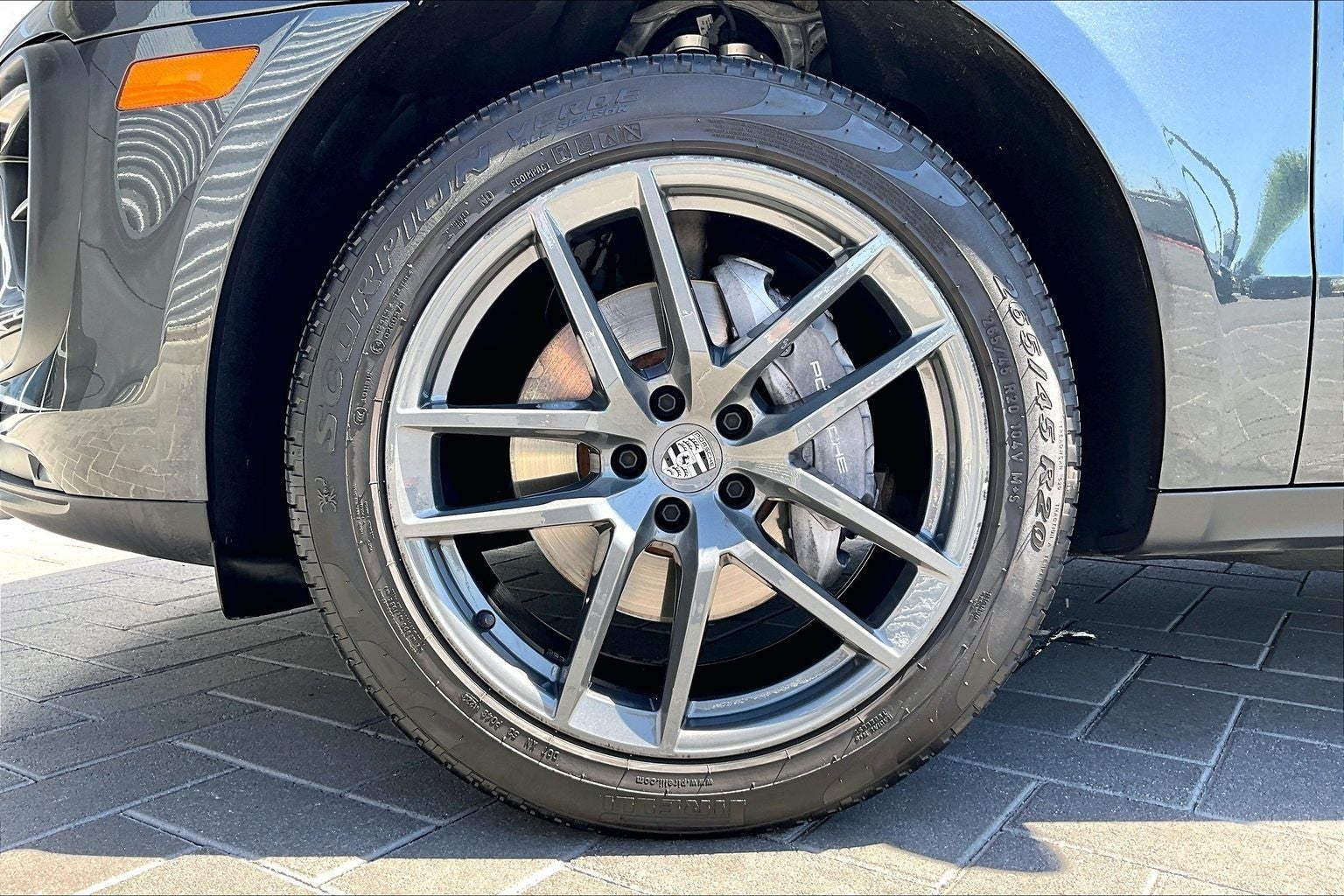 2024 Porsche Macan T