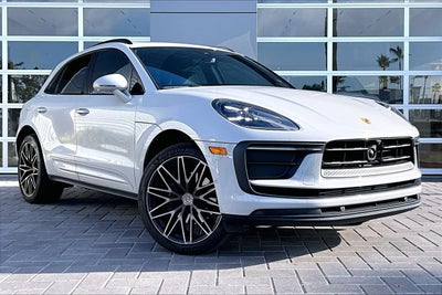 2024 Porsche Macan Base