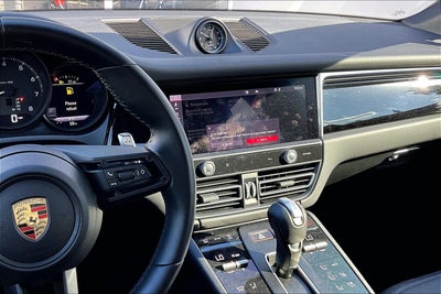 2024 Porsche Macan Base