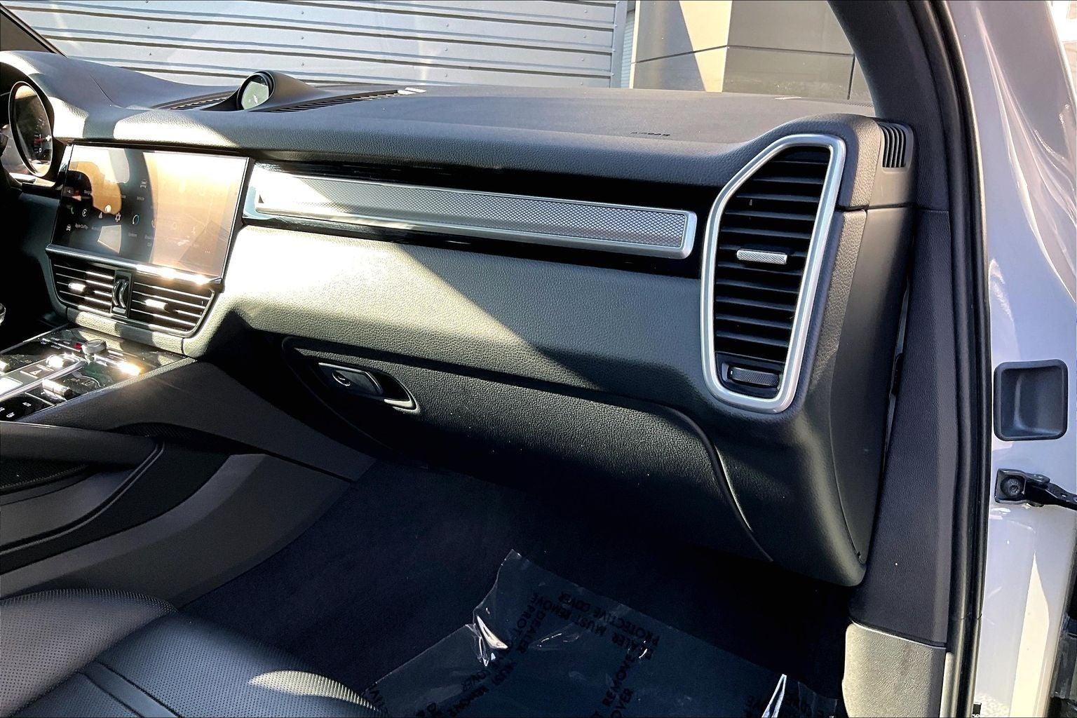 2022 Porsche Cayenne Platinum Edition
