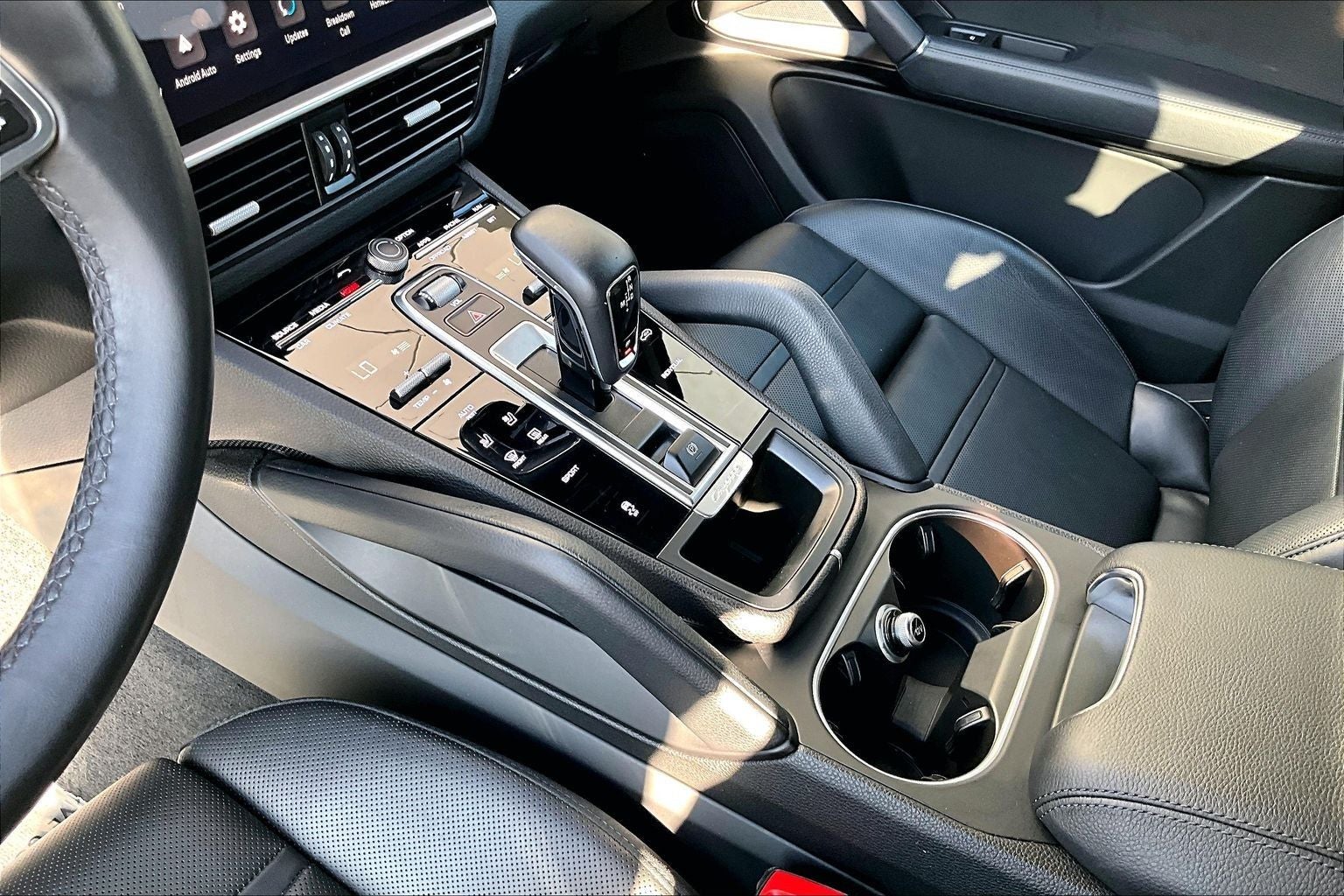 2022 Porsche Cayenne Platinum Edition