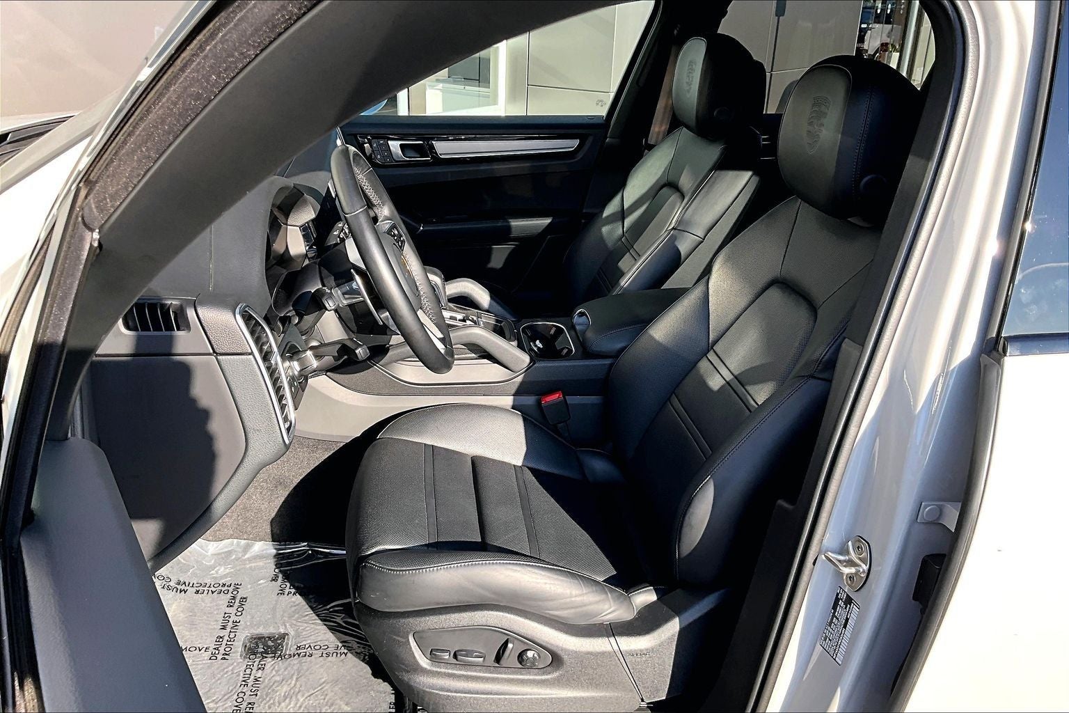 2022 Porsche Cayenne Platinum Edition