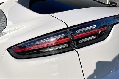 2022 Porsche Cayenne Platinum Edition