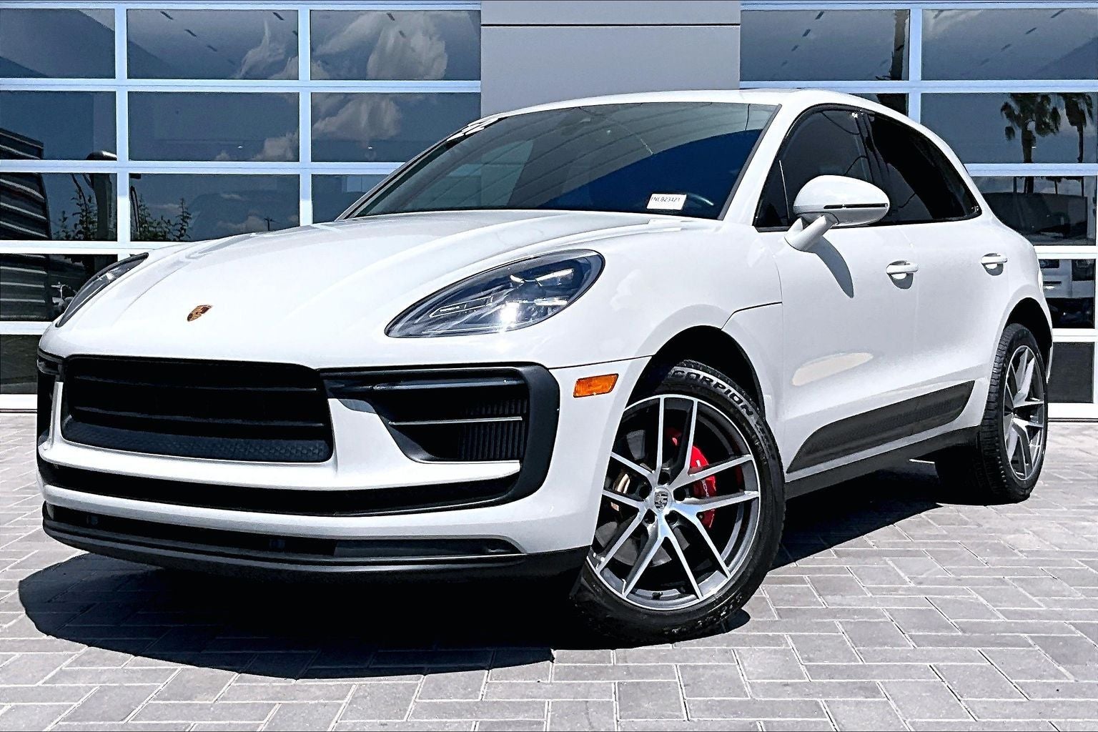 2022 Porsche Macan S